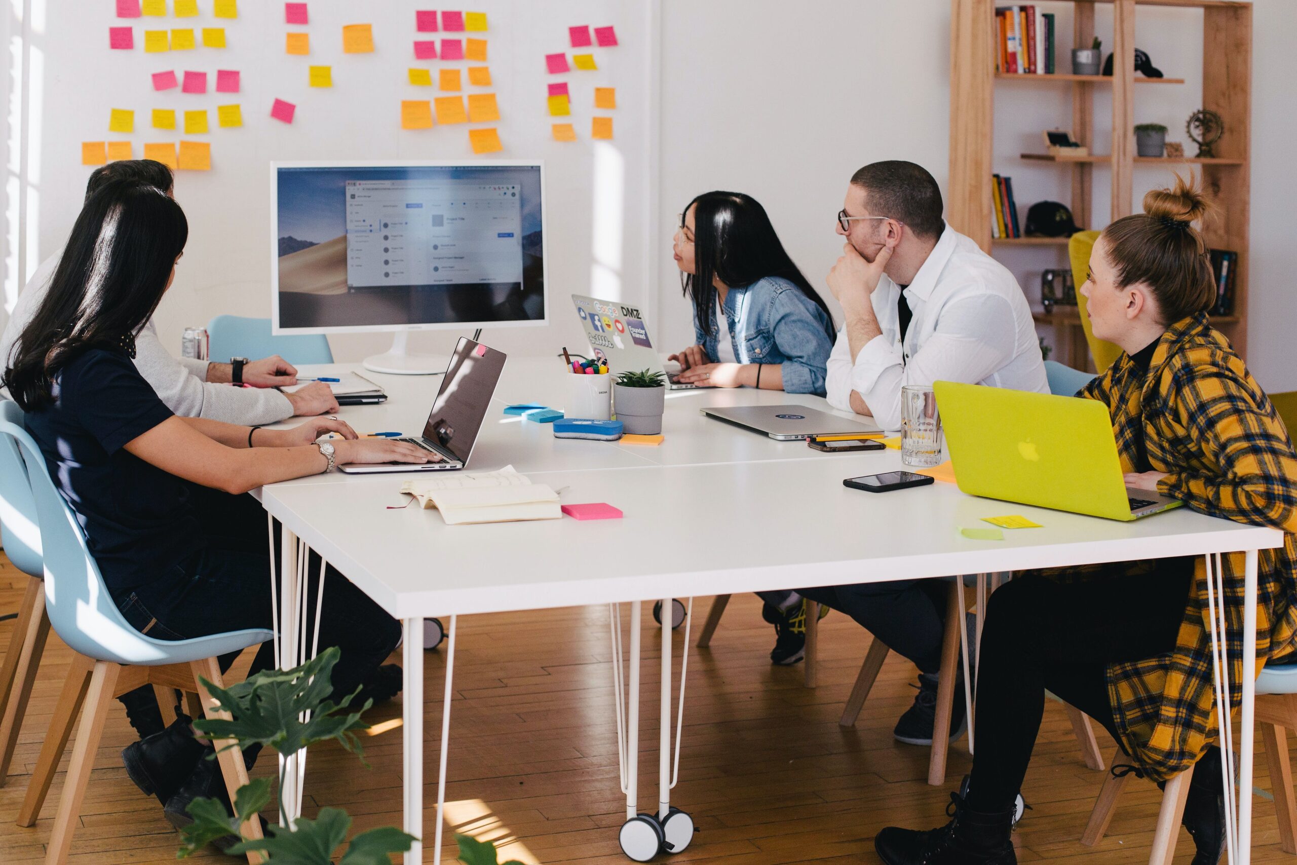 People working in office